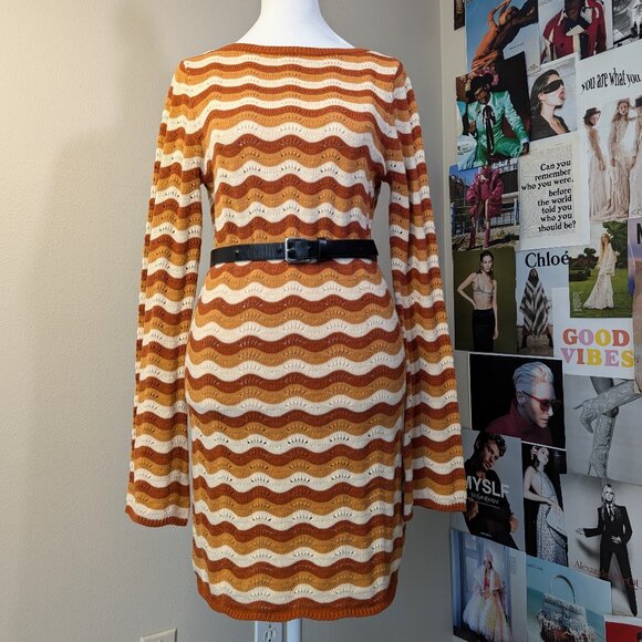 Rhythm. Dresses & Skirts - Rhythm 70s knitted dress